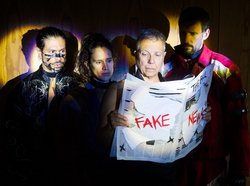 Things Falling – Foto: Eliah Tamino